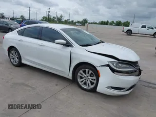 2015 Chrysler 200 Limited z VIN 1C3CCCAB1FN597777, wystawiony jako IAAI lot #42151834 z przebiegiem 257 628 mil mil oraz . Historia ofert i sprzedaży dostępna na DreamBid. Obrazek 1.