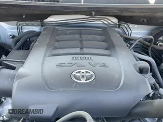 2019 Toyota Tundra SR5 с VIN 5TFEY5F13KX247647, выставлен на аукционе Copart как лот 85530075 с пробегом 93 412 миль миль и Чистый • Clean title. История ставок и продаж доступна на DreamBid. Изображение 11.