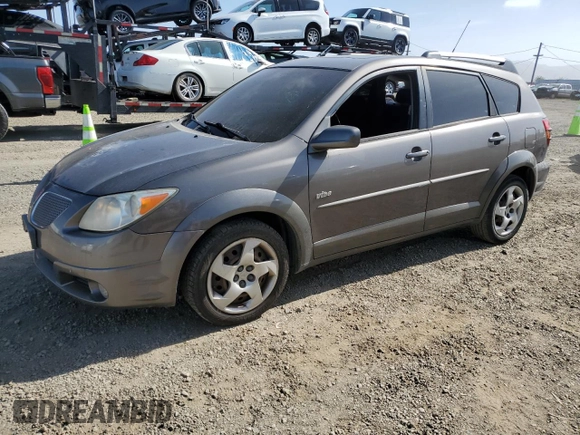 2005 Pontiac Vibe z VIN 5Y2SL63855Z404970, wystawiony jako Copart lot #56750875 z przebiegiem 128 636 mil mil oraz Szkoda całkowita • Salvage title. Historia ofert i sprzedaży dostępna na DreamBid. Obrazek 1.