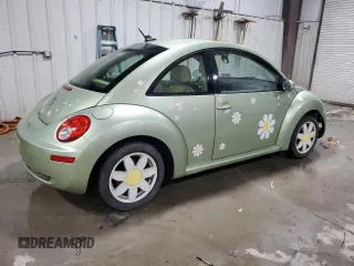2009 Volkswagen New Beetle Coupe S with VIN 3VWRG31C29M505235, listed as a Copart auction lot 81246414 with 80,888 mi miles and Salvage Title. Bid and sale history available at carsss.com. Image 3.