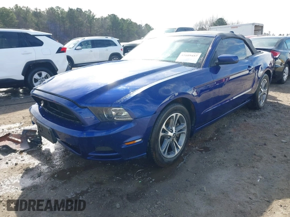 2014 Ford Mustang V6 with VIN 1ZVBP8EM2E5219886, listed as a IAAI auction lot 41689457 with 159,853 mi miles. Bid and sale history available at carsss.com. Image 17.