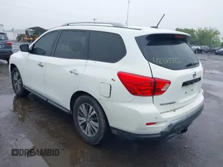 2017 Nissan Pathfinder SV with VIN 5N1DR2MN3HC625541, listed as a IAAI auction lot 42372722 with 225,329 mi miles and . Bid and sale history available at DreamBid. Image 3.