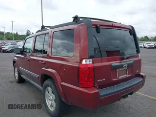 2007 Jeep Commander Sport с VIN 1J8HG48P97C599005, выставлен на аукционе IAAI как лот 42269399 с пробегом Не указан миль и . История ставок и продаж доступна на DreamBid. Изображение 3.