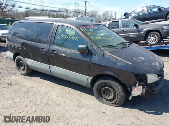 2001 Toyota Sienna CE with VIN 4T3ZF19C31U343097, listed as a IAAI auction lot 41911563 with Not Provided miles and . Bid and sale history available at DreamBid. Image 1.