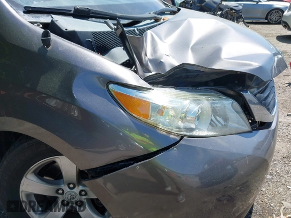 2011 Toyota Sienna LE AAS with VIN 5TDKK3DC3BS015911, listed as a IAAI auction lot 42025041 with 361,279 mi miles and . Bid and sale history available at DreamBid. Image 18.