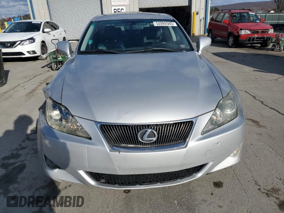 2006 Lexus IS 250 z VIN JTHCK262065003907, wystawiony jako Copart lot #52092505 z przebiegiem 234 529 mil mil oraz Szkoda całkowita • Salvage title. Historia ofert i sprzedaży dostępna na DreamBid. Obrazek 5.