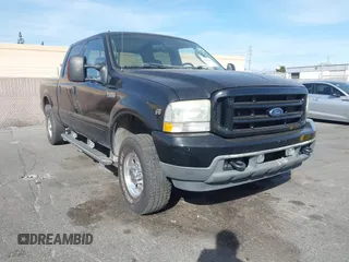 2004 Ford Super Duty F-250 XL with VIN 1FTNW21S64EB78472, listed as a IAAI auction lot 41425254 with 223,826 mi miles. Bid and sale history available at carsss.com. Image 1.