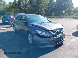 2017 Nissan Altima SV with VIN 1N4AL3AP5HC254232, listed as a IAAI auction lot 40189629 with 46,239 mi miles and . Bid and sale history available at carsss.com. Image 1.