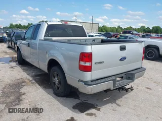 2008 Ford F-150 STX with VIN 1FTRX12W58FA97814, listed as a IAAI auction lot 42353418 with 276,101 mi miles and . Bid and sale history available at DreamBid. Image 3.