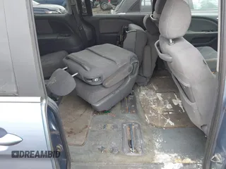 2007 Honda Odyssey EX with VIN 5FNRL38447B067235, listed as a IAAI auction lot 41899502 with 201,798 mi miles. Bid and sale history available at carsss.com. Image 8.