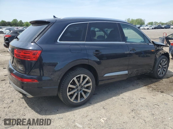 2017 Audi Q7 Premium Plus with VIN WA1LAAF7XHD033350, listed as a Copart auction lot 54946615 with 136,934 mi miles and Salvage Title. Bid and sale history available at DreamBid. Image 3.