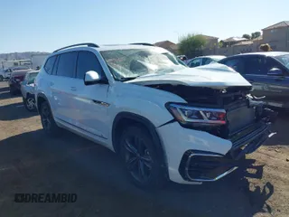 2021 Volkswagen Atlas SE with VIN 1V2RR2CA8MC577861, listed as a IAAI auction lot 41765354 with Not provided miles and . Bid and sale history available at DreamBid. Image 1.
