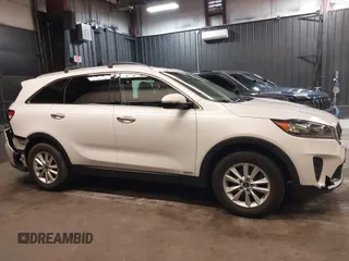 2019 Kia Sorento LX with VIN 5XYPGDA35KG451755, listed as a IAAI auction lot 42031207 with 73,158 mi miles. Bid and sale history available at carsss.com. Image 13.