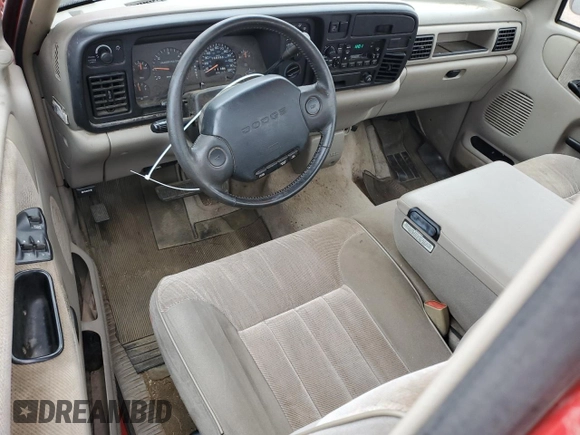 1996 Dodge 1500 z VIN 1B7HC16Y7TS605932, wystawiony jako Copart lot #78384854 z przebiegiem 58 365 mil mil oraz Czysty tytuł • Clean title. Historia ofert i sprzedaży dostępna na DreamBid. Obrazek 8.