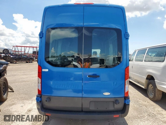 2015 Ford Transit with VIN 1FTYR2XM4FKA62205, listed as a Copart auction lot 62559055 with 184,908 mi miles and Clean title. Bid and sale history available at DreamBid. Image 6.