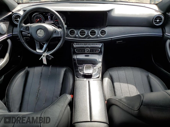 2017 Mercedes-Benz E 300 Luxury с VIN WDDZF4KB0HA194925, выставлен на аукционе Copart как лот 61732925 с пробегом 97 135 миль миль и Чистый • Clean title. История ставок и продаж доступна на DreamBid. Изображение 8.