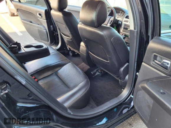 2008 Mercury Milan Premier with VIN 3MEHM08128R652925, listed as a Copart auction lot 60524535 with 145,000 mi miles and Clean title. Bid and sale history available at DreamBid. Image 6.