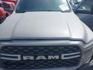 2022 Ram 2500 Big Horn z VIN 3C6UR5DL1NG178793, wystawiony jako IAAI lot #41810830 z przebiegiem 76 551 mil mil oraz . Historia ofert i sprzedaży dostępna na DreamBid. Obrazek 10.