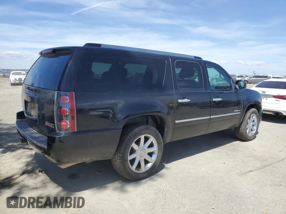 2011 GMC Yukon XL Denali z VIN 1GKS2MEF9BR321013, wystawiony jako Copart lot #57113565 z przebiegiem 178 497 mil mil oraz Tytuł czysty. Historia ofert i sprzedaży dostępna na DreamBid. Obrazek 3.