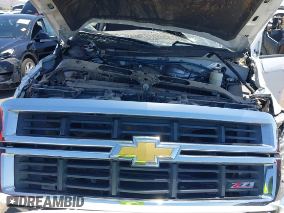 2015 Chevrolet Silverado 1500 LT with VIN 1GCUKREC5FF199331, listed as a IAAI auction lot 42111381 with 180,056 mi miles and . Bid and sale history available at DreamBid. Image 10.