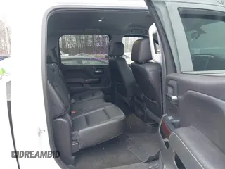 2018 GMC Sierra 1500 SLT z VIN 3GTU2NEC1JG402263, wystawiony jako IAAI lot #41786328 z przebiegiem 100 097 mil mil oraz . Historia ofert i sprzedaży dostępna na DreamBid. Obrazek 8.