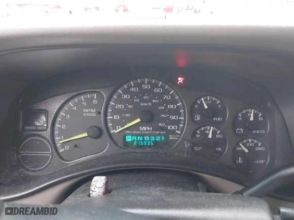 2000 Chevrolet Silverado 1500 LS with VIN 2GCEC19V5Y1274280, listed as a IAAI auction lot 41556445 with 215,935 mi miles. Bid and sale history available at carsss.com. Image 7.