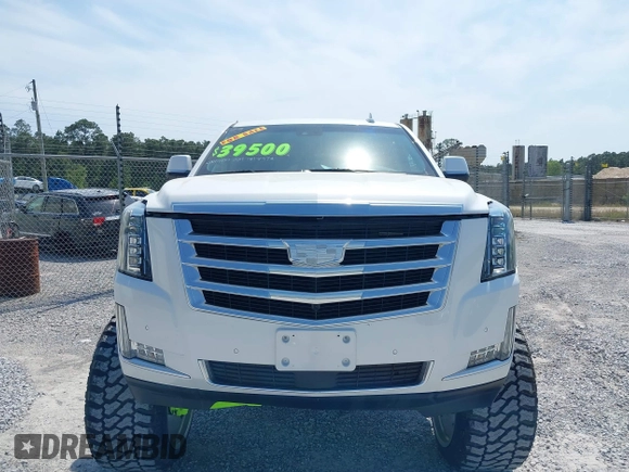 2020 Cadillac Escalade Luxury z VIN 1GYS3BKJ6LR124477, wystawiony jako IAAI lot #42042960 z przebiegiem 42 854 mil mil oraz . Historia ofert i sprzedaży dostępna na DreamBid. Obrazek 6.