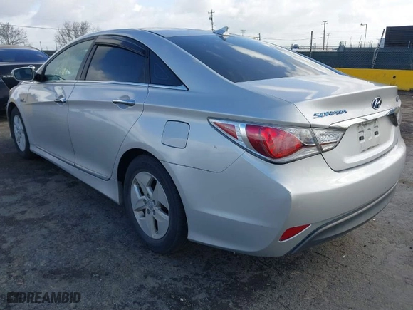 2012 Hyundai Sonata Hybrid with VIN KMHEC4A46CA058307, listed as a IAAI auction lot 41814432 with 140,355 mi miles. Bid and sale history available at carsss.com. Image 3.