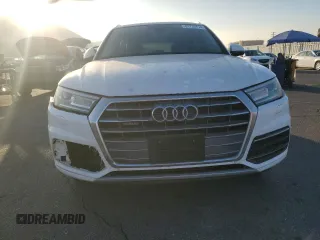 2020 Audi Q5 Premium with VIN WA1ANAFY3L2110603, listed as a Copart auction lot 83732574 with 70,162 mi miles and Clean Title. Bid and sale history available at carsss.com. Image 5.