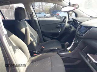 2020 Chevrolet Trax LS with VIN 3GNCJKSB7LL126262, listed as a IAAI auction lot 41601045 with 54,820 mi miles and . Bid and sale history available at DreamBid. Image 5.