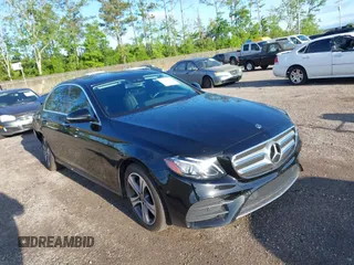 2018 Mercedes-Benz E-Class E 300 with VIN WDDZF4JB5JA474184, listed as a IAAI auction lot 41964703 with 32,278 mi miles. Bid and sale history available at carsss.com. Image 1.