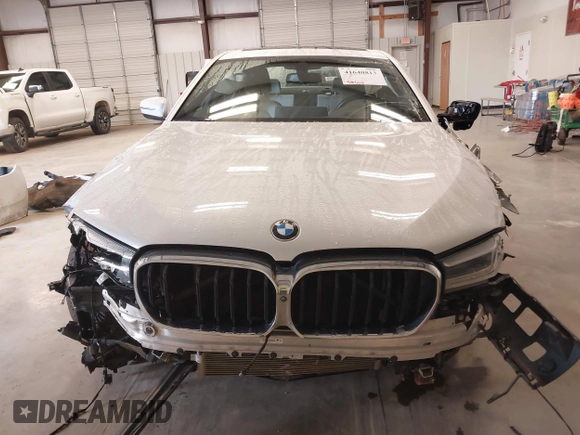 2021 BMW 5 Series 530i with VIN WBA53BH06MCG96915, listed as a IAAI auction lot 41640813 with 50,562 mi miles and . Bid and sale history available at DreamBid. Image 12.