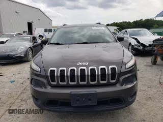 2014 Jeep Cherokee Latitude with VIN 1C4PJMCS0EW151957, listed as a Copart auction lot 54172045 with 142,180 mi miles and Clean Title. Bid and sale history available at carsss.com. Image 5.