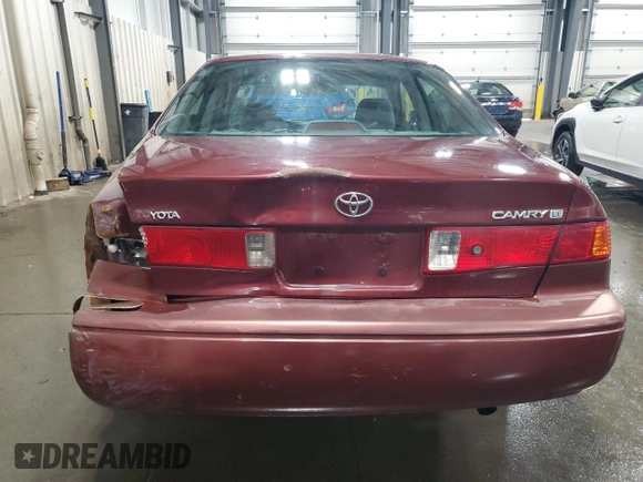 2000 Toyota Camry CE z VIN 4T1BG22K2YU938855, wystawiony jako Copart lot #56047305 z przebiegiem 129 096 mil mil oraz Szkoda całkowita • Salvage title. Historia ofert i sprzedaży dostępna na DreamBid. Obrazek 6.