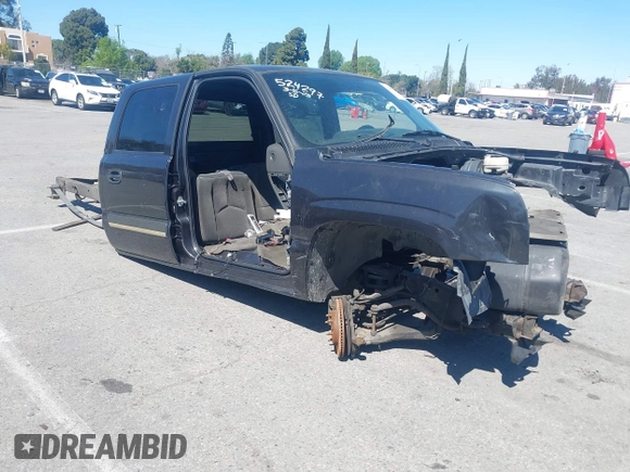 2005 Chevrolet Silverado 1500 LS z VIN 2GCEC13T751224600, wystawiony jako IAAI lot #41806461 z przebiegiem Nie podano mil oraz . Historia ofert i sprzedaży dostępna na DreamBid. Obrazek 1.