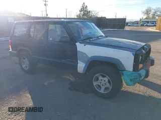 1998 Jeep Cherokee Sport with VIN 1J4FJ68S0WL156959, listed as a IAAI auction lot 41302034 with 1 mi miles. Bid and sale history available at carsss.com. Image 1.