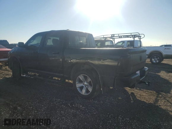 2013 Ram 1500 Sport z VIN 1C6RR7MT8DS709013, wystawiony jako Copart lot #43458345 z przebiegiem 265 991 mil mil oraz Szkoda całkowita • Salvage title. Historia ofert i sprzedaży dostępna na DreamBid. Obrazek 2.