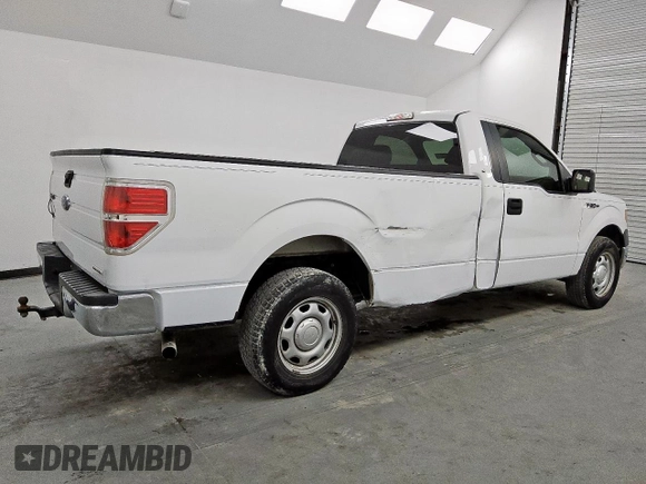 2014 Ford F-150 XL с VIN 1FTMF1CMXEKF21047, выставлен на аукционе Copart как лот 54858515 с пробегом 180 045 миль миль и Чистый • Clean title. История ставок и продаж доступна на DreamBid. Изображение 3.