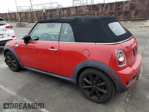 2012 MINI Convertible S z VIN WMWZP3C56CT249799, wystawiony jako Copart lot #59983605 z przebiegiem 66 756 mil mil oraz Czysty tytuł • Clean title. Historia ofert i sprzedaży dostępna na DreamBid. Obrazek 2.