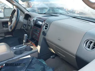 2006 Ford F-150 XLT with VIN 1FTPW14536FA09239, listed as a IAAI auction lot 42057450 with 227,660 mi miles and . Bid and sale history available at carsss.com. Image 5.