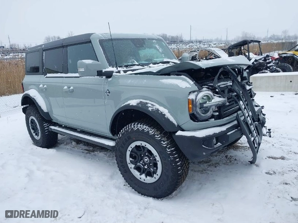 2024 Ford Bronco Outer Banks with VIN 1FMDE8BH2RLB47383, listed as a IAAI auction lot 41352347 with 344 mi miles. Bid and sale history available at carsss.com. Image 1.