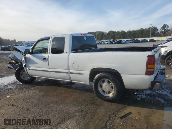 1999 GMC New Sierra 1500 SL with VIN 1GTEC19V9XZ530944, listed as a Copart auction lot 41583035 with 0 mi miles and Salvage Title. Bid and sale history available at carsss.com. Image 2.