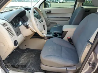 2008 Ford Escape XLS with VIN 1FMCU02Z18KE11979, listed as a Copart auction lot 60212165 with 239,177 mi miles and Salvage title. Bid and sale history available at DreamBid. Image 7.