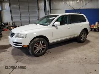 2005 Volkswagen Touareg z VIN WVGZG77L15D039302, wystawiony jako Copart lot #41375415 z przebiegiem 152 830 mil mil oraz Szkoda całkowita • Salvage title. Historia ofert i sprzedaży dostępna na DreamBid. Obrazek 1.