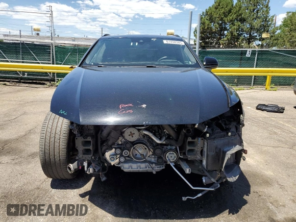 2020 Audi Q8 Prestige with VIN WA1FVAF18LD001941, listed as a Copart auction lot 61498385 with 29,634 mi miles and Salvage title. Bid and sale history available at DreamBid. Image 5.