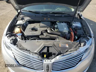 2014 Lincoln MKZ Hybrid z VIN 3LN6L2LU7ER821918, wystawiony jako Copart lot #60754555 z przebiegiem 128 295 mil mil oraz Szkoda całkowita • Salvage title. Historia ofert i sprzedaży dostępna na DreamBid. Obrazek 11.