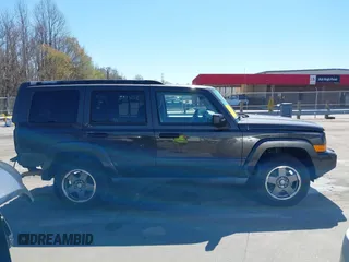 2006 Jeep Commander z VIN 1J8HH48K96C176263, wystawiony jako IAAI lot #41843558 z przebiegiem 172 157 mil mil oraz . Historia ofert i sprzedaży dostępna na DreamBid. Obrazek 14.