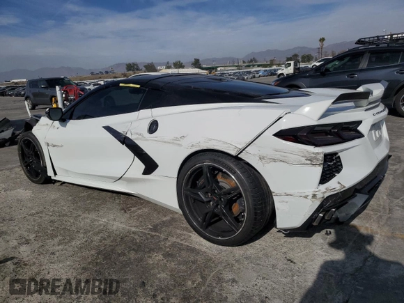 2020 Chevrolet Corvette 2LT with VIN 1G1Y72D45L5101896, listed as a Copart auction lot 43833635 with 8,226 mi miles and Salvage Title. Bid and sale history available at carsss.com. Image 2.
