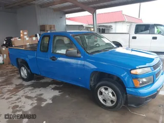 2008 Chevrolet Colorado Work Truck with VIN 1GCCS199488142962, listed as a IAAI auction lot 41539854 with 200,187 mi miles. Bid and sale history available at carsss.com. Image 1.