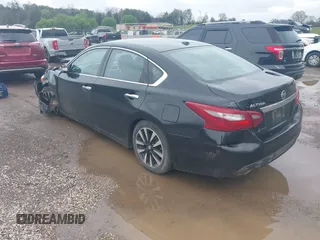 2018 Nissan Altima SR with VIN 1N4AL3AP3JC191556, listed as a IAAI auction lot 41907978 with 83,016 mi miles and . Bid and sale history available at DreamBid. Image 3.